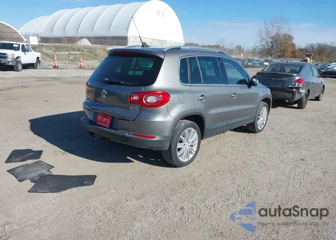 2011 Volkswagen Tiguan Se z USA, uszkodzony, nr VIN WVGBV7AX0BW523657